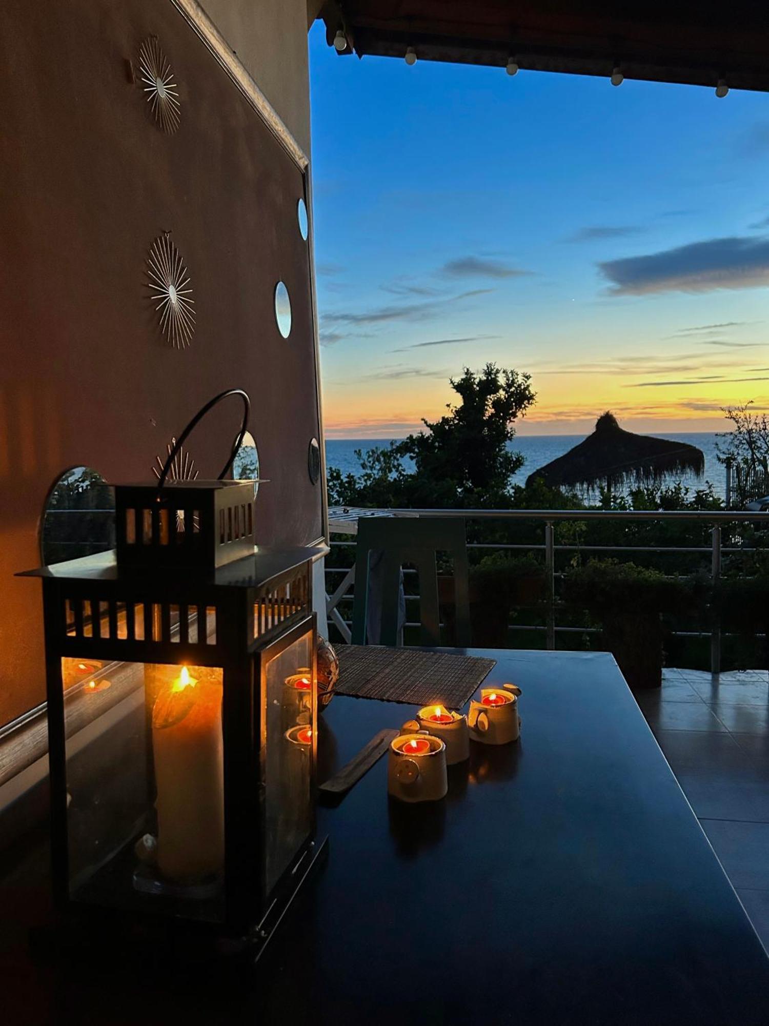 Beachfront Adriatic Sunset Vila Durres Exterior photo